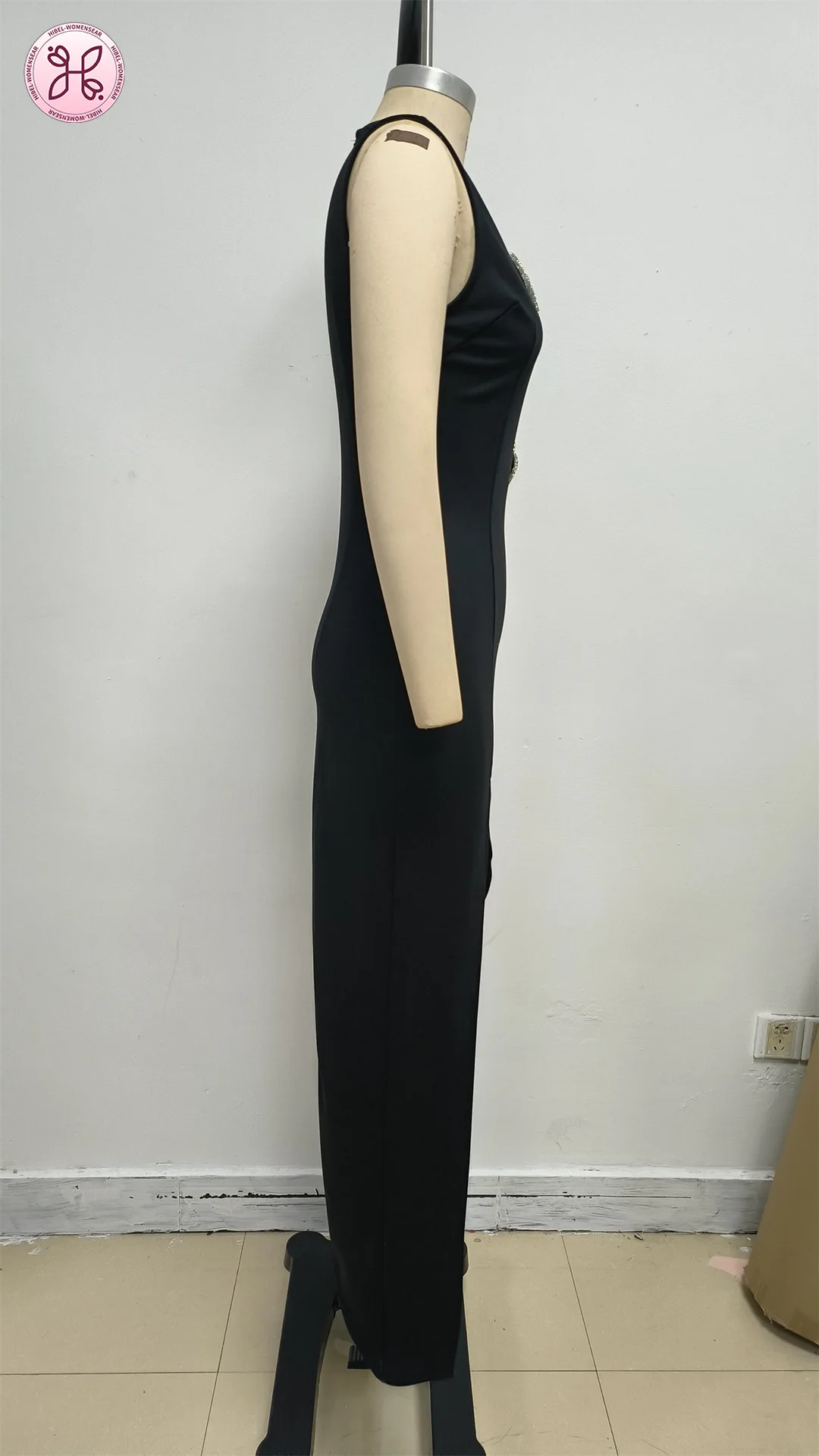 2025 vestido de noite preto de luxo – vestido sem mangas rosa com fenda alta (roupas formais elegantes femininas no atacado)
