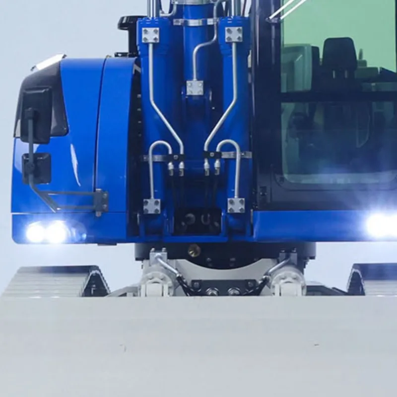 

1/14 RC Hydraulic Excavator CUT Model 914 5CH Valve Metal Flysky ST8 Radio Control Digger with Warning Light Sound System