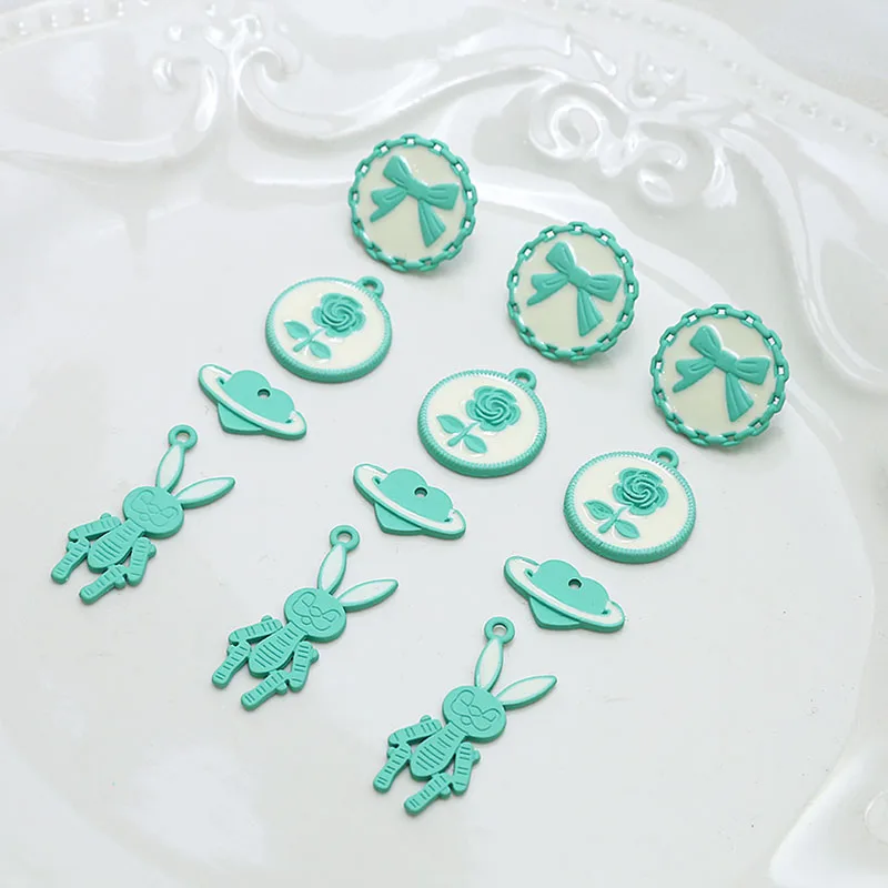 1pcs Spray Paint Blue Green Rose Round Mechanical Rabbit Pendant Diy Handmade Jewelry Earrings Necklace Accessories  Charms