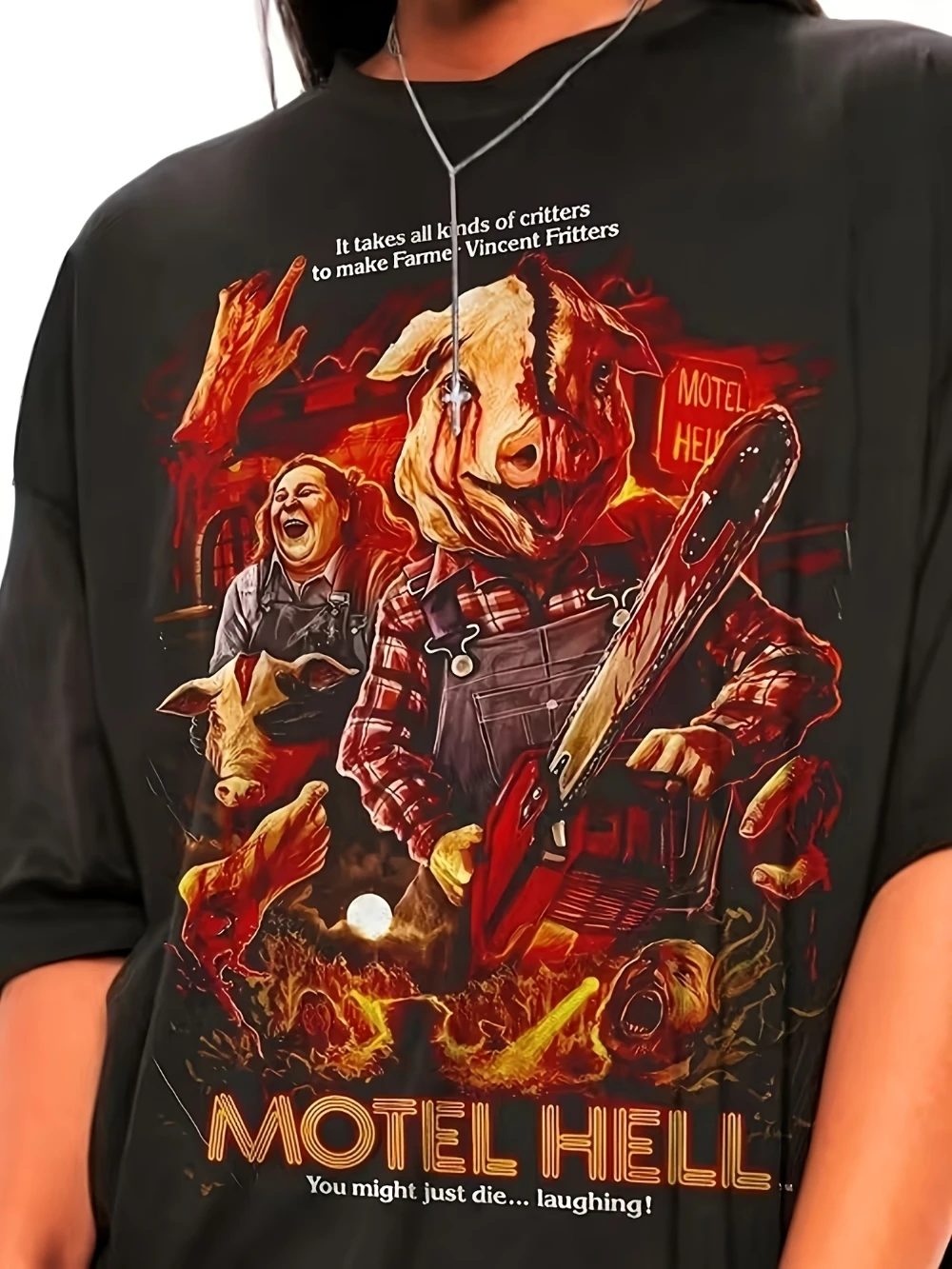 Vintage Horror-themed Motel Hell Farmer Vincent Printed T-shirt Suitable for Home Leisure Outings or As A Gift for Men