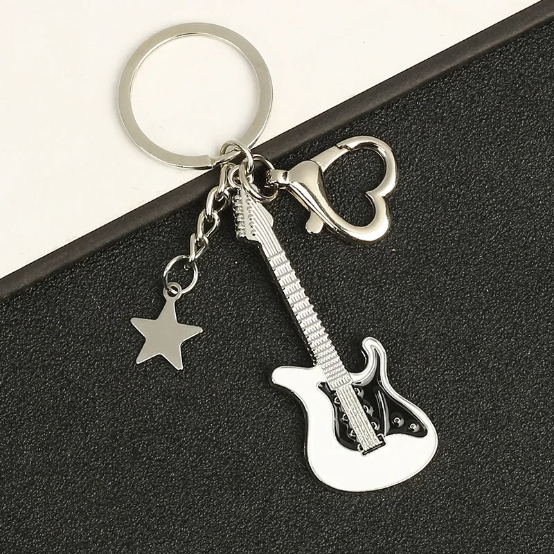 Fashionable Guitar Keychains Heart-shape Buckle Black/White Mini Metal Guitar Key Ring Couple Keychains