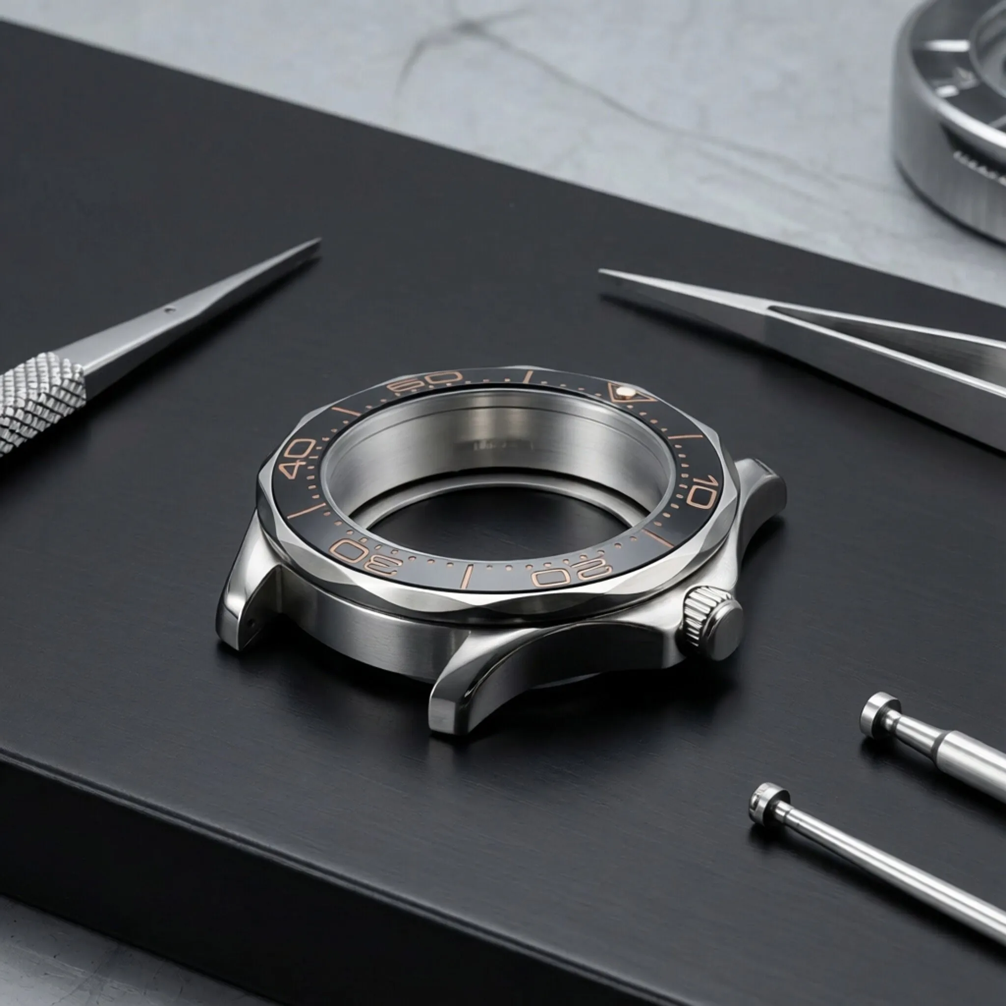 

for Seamaster 300 Case 41mm NH35 Watch Case 316L Stainless Steel 10ATM Waterproof Case fit NH35 NH36 Automatic Movement Replace