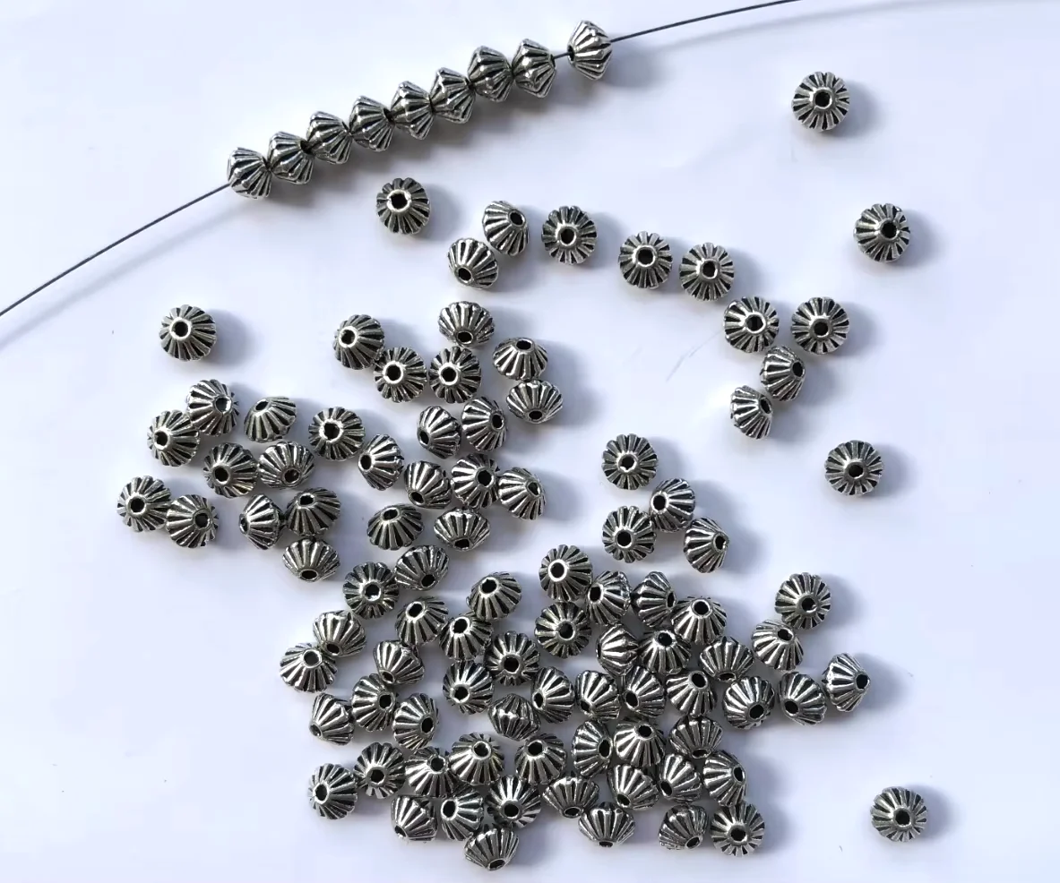 

100pcs 4.8*4.8*3.6mm, hole 1.3mm Alloy metal tibetan silver crafted spacer beads for jewelry making HW2916