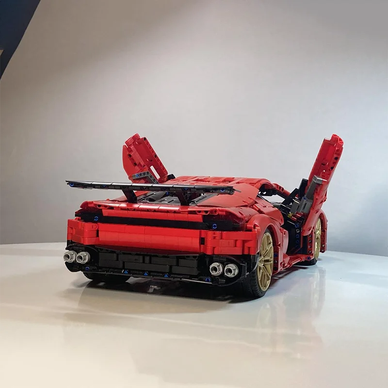 ชุดบล็อกตัวต่อ Lamborghini Huracán V2 แบบกําหนดเองพร้อมประตูเปิด เครื่องยนต์ V10 กระปุกเกียร์สองความเร็ว และระบบขับเคลื่อนแบบมอเตอร์