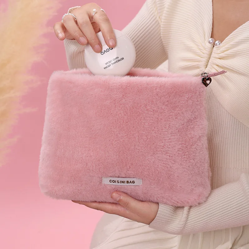 Warm Cosmetic Bag for Winter Fur Makeup Bags for Women Smooth and Soft Box for Travel Pure Colour Cute Washing Pouch with Zipper