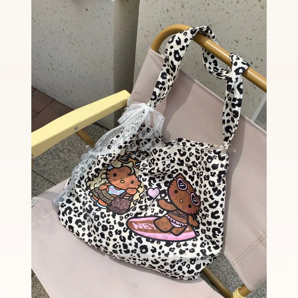 2024 New Hello Kitty borsa a tracolla retrò Kawaii Y2k ragazze grande capacità stampa leopardo pizzo Messenger Pouch borsa Tote regali