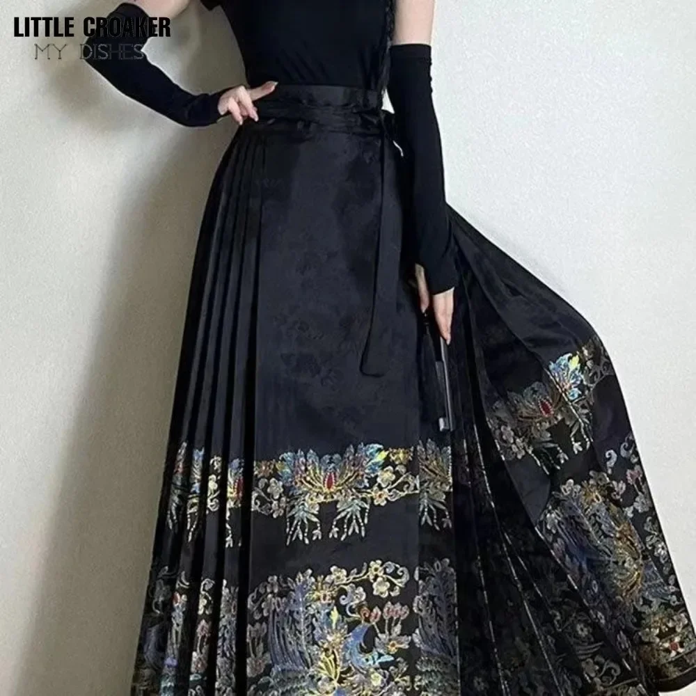 

Autumn Ming Dynasty Hanfu for Women Chinese Mamian Robe Woven Gold Horse Face Skirt Modern Hanbok