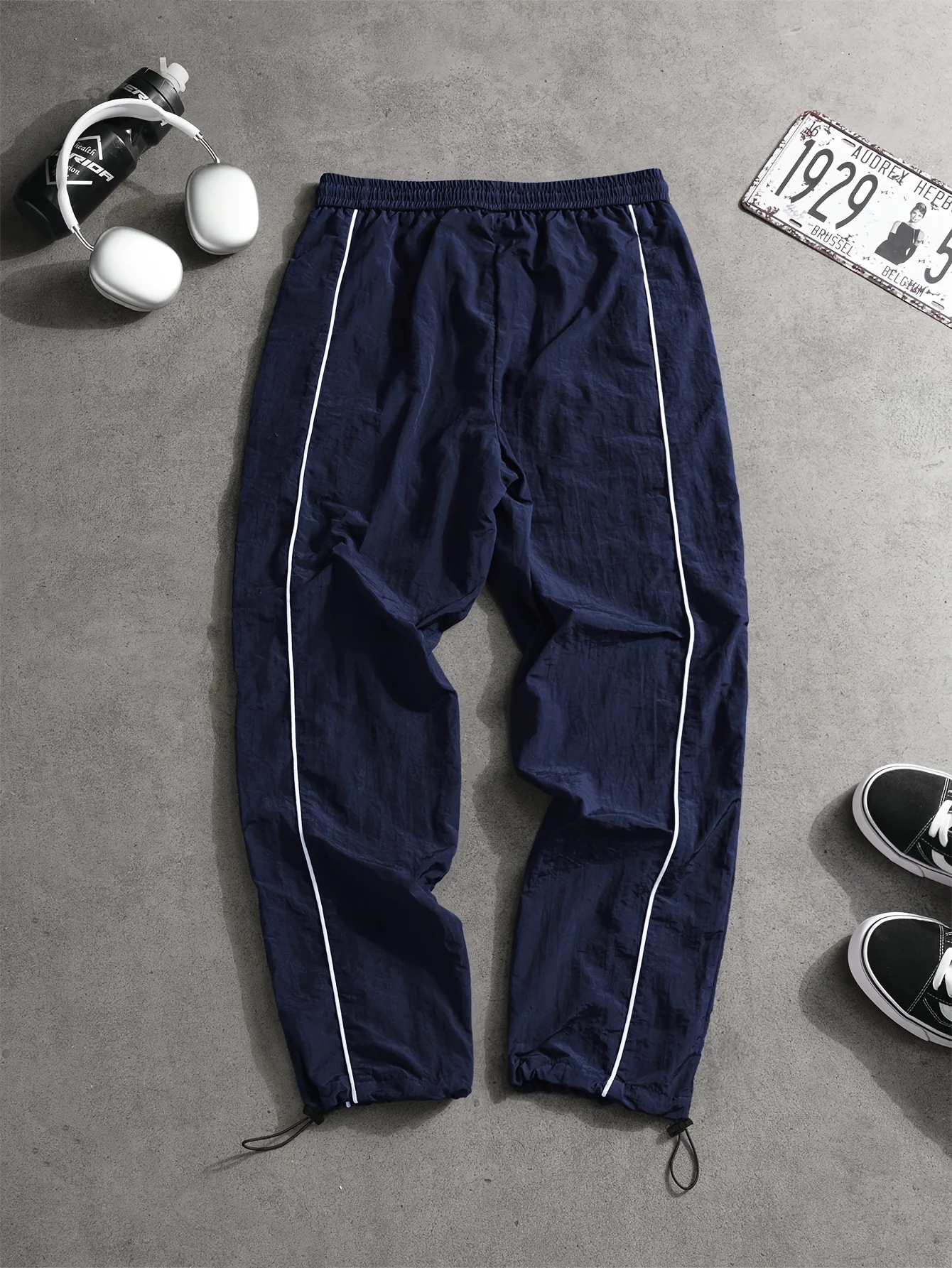 dark blue