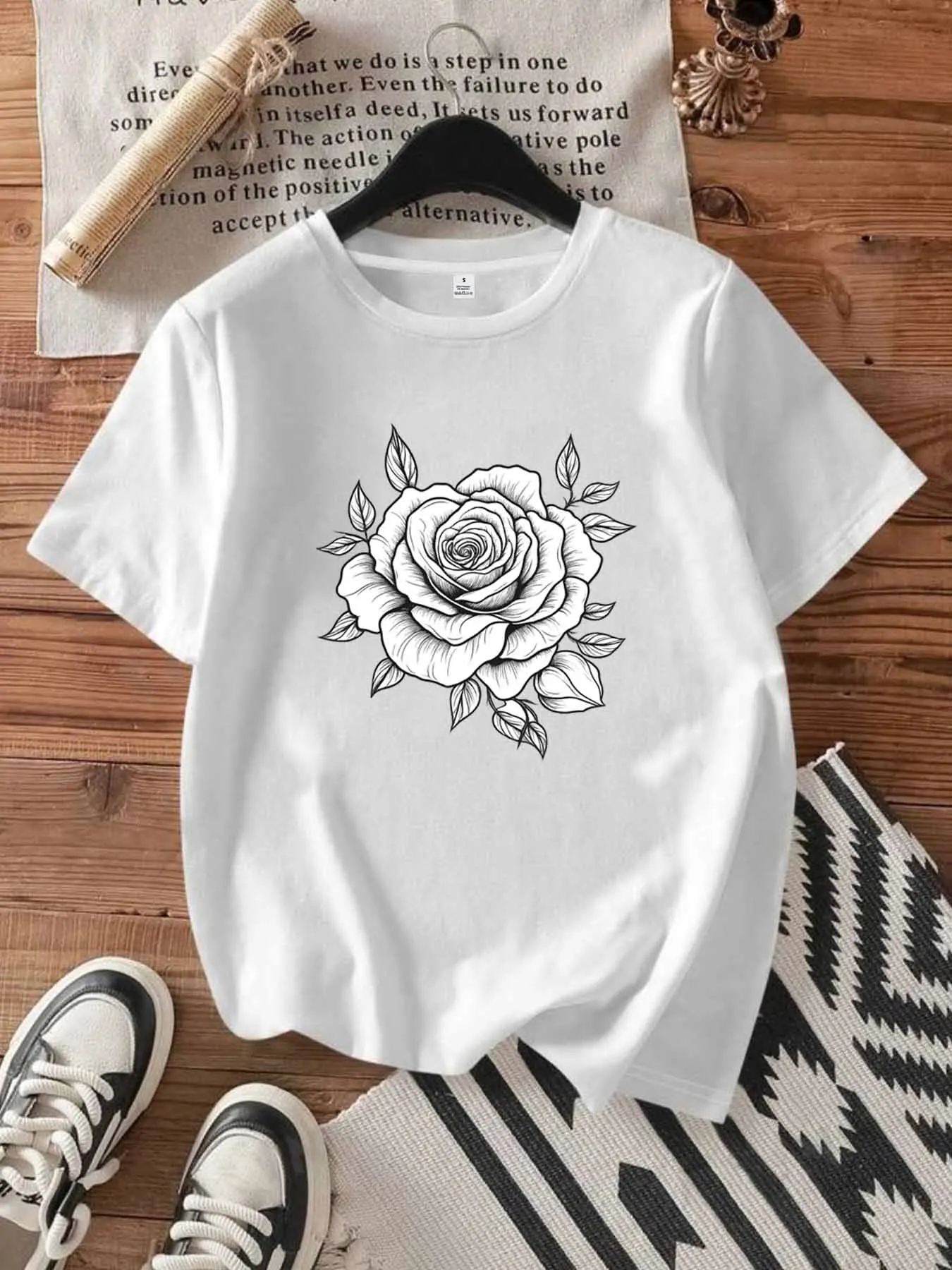 

【10523】Cartoon pattern Crew Neck Women's T-Shirt Short Sleeve Fashion Printed Half Sleeve Top Stretch T-Shirt