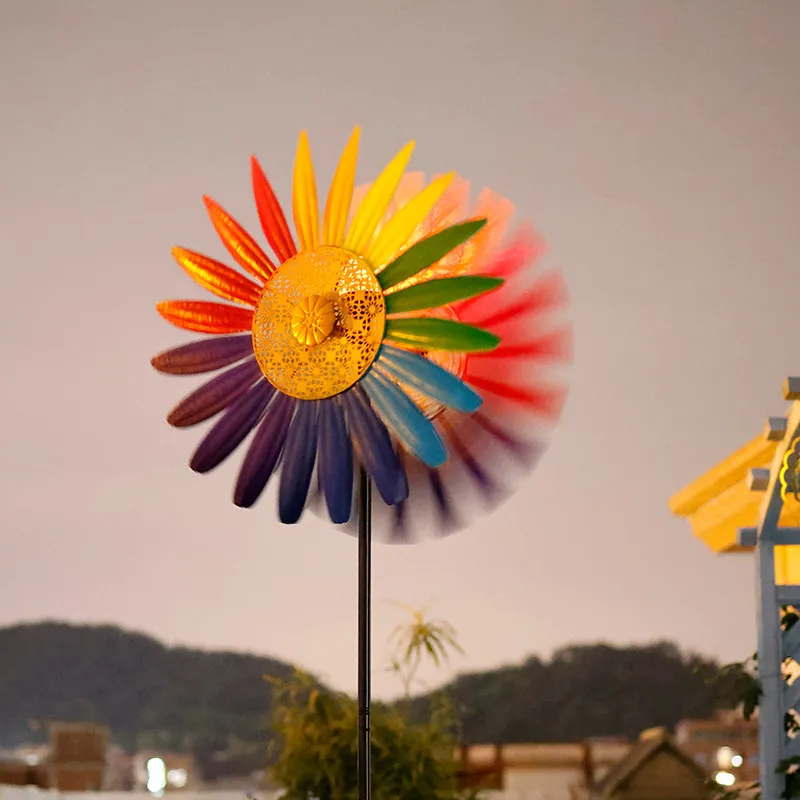 

Rural Style Iron Art Windmill Outdoor Garden Decoration Rotating Courtyard Villa Creative Landscape Decorations Solar Light