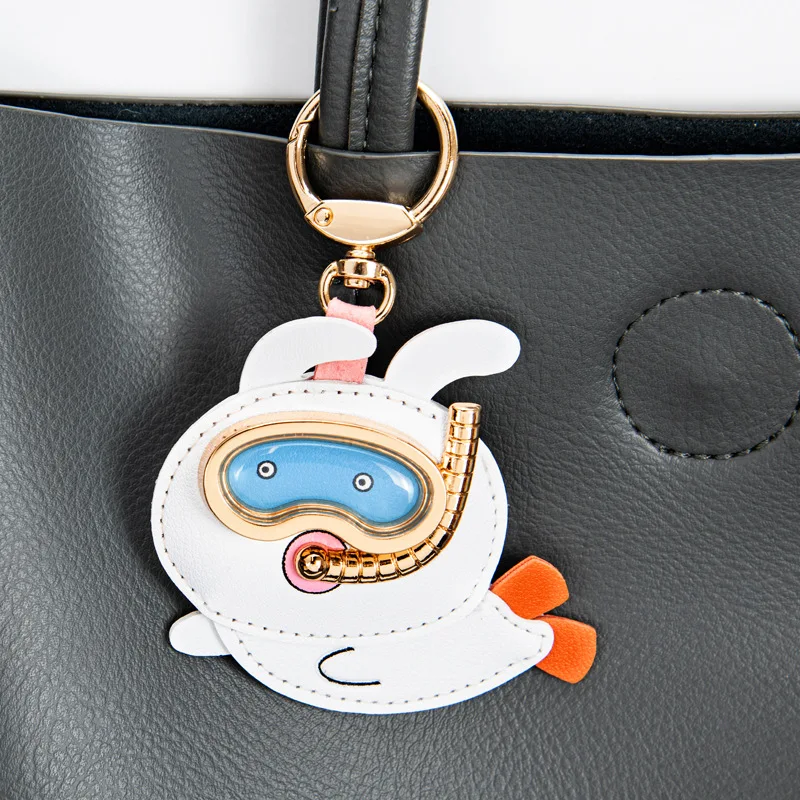 Superior Leather Quality Car Keychain Lucky Pig Rabbit Bear Car Backpack Keyring Best Friend Charms Pendant Couple Gift Keychain