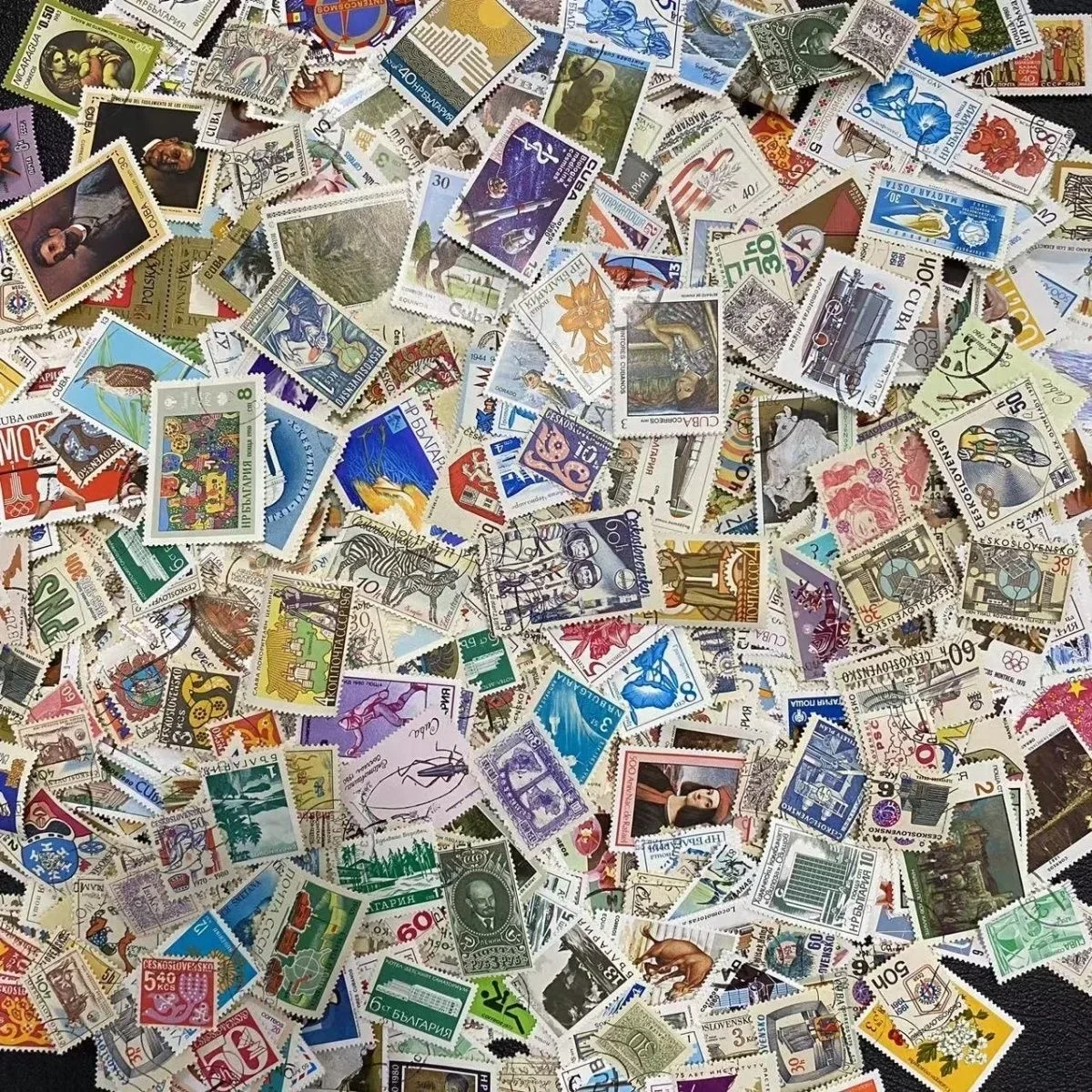 Germany Postage Stamps 100 Pieces / Lot  All Different  with Post Mark Random Commen