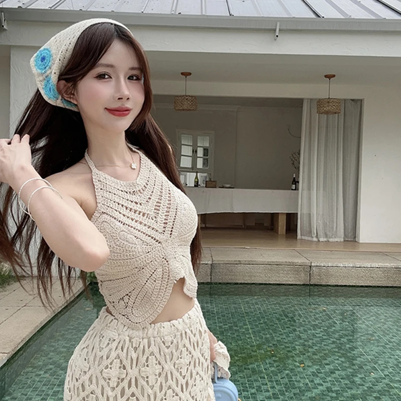 Summer Bohemia Hollow Embroidered Halterneck Backless Sleeveless Knitted Camisole For Women