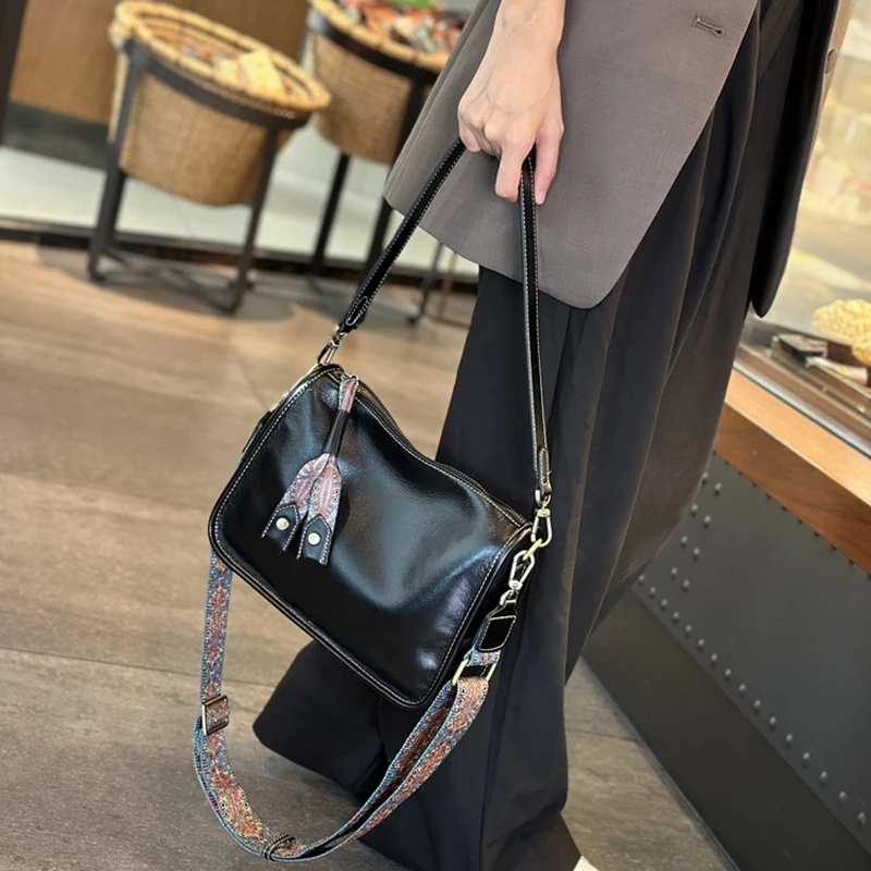 

Women Cow Genuine Leather Crossbody Bags Ladies High Quality Soft Cowhide Handbags Female Popular Fashion Underarm Shoulder Bags