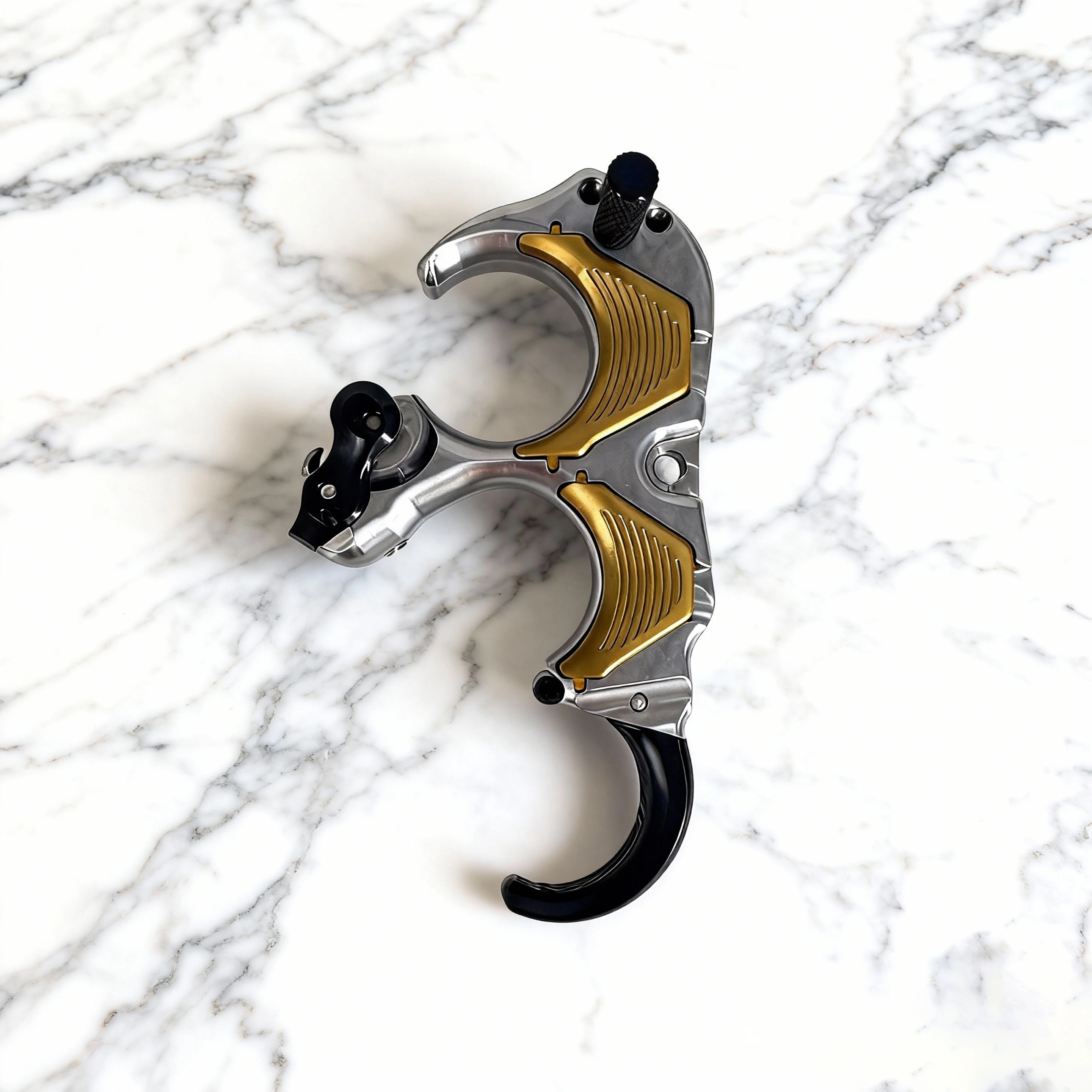 

Рукоятка Fireball Wing Design с задним натяжением для блочного лука – аксессуар для стрельбы на открытом воздухе