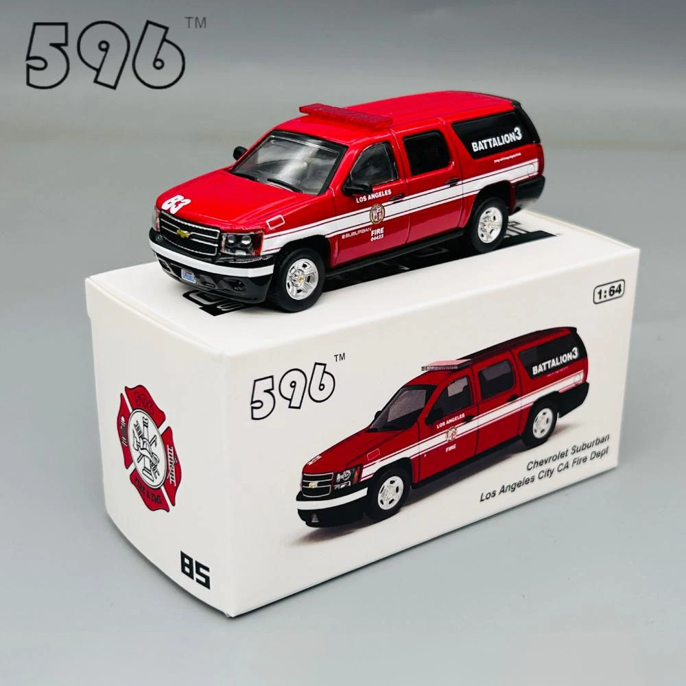 

596 1:64 Crown Victoria Suburban Fire Station Alloy Car Diecasts & Toy Vehicles Car Model Miniature Scale Model Car For Children