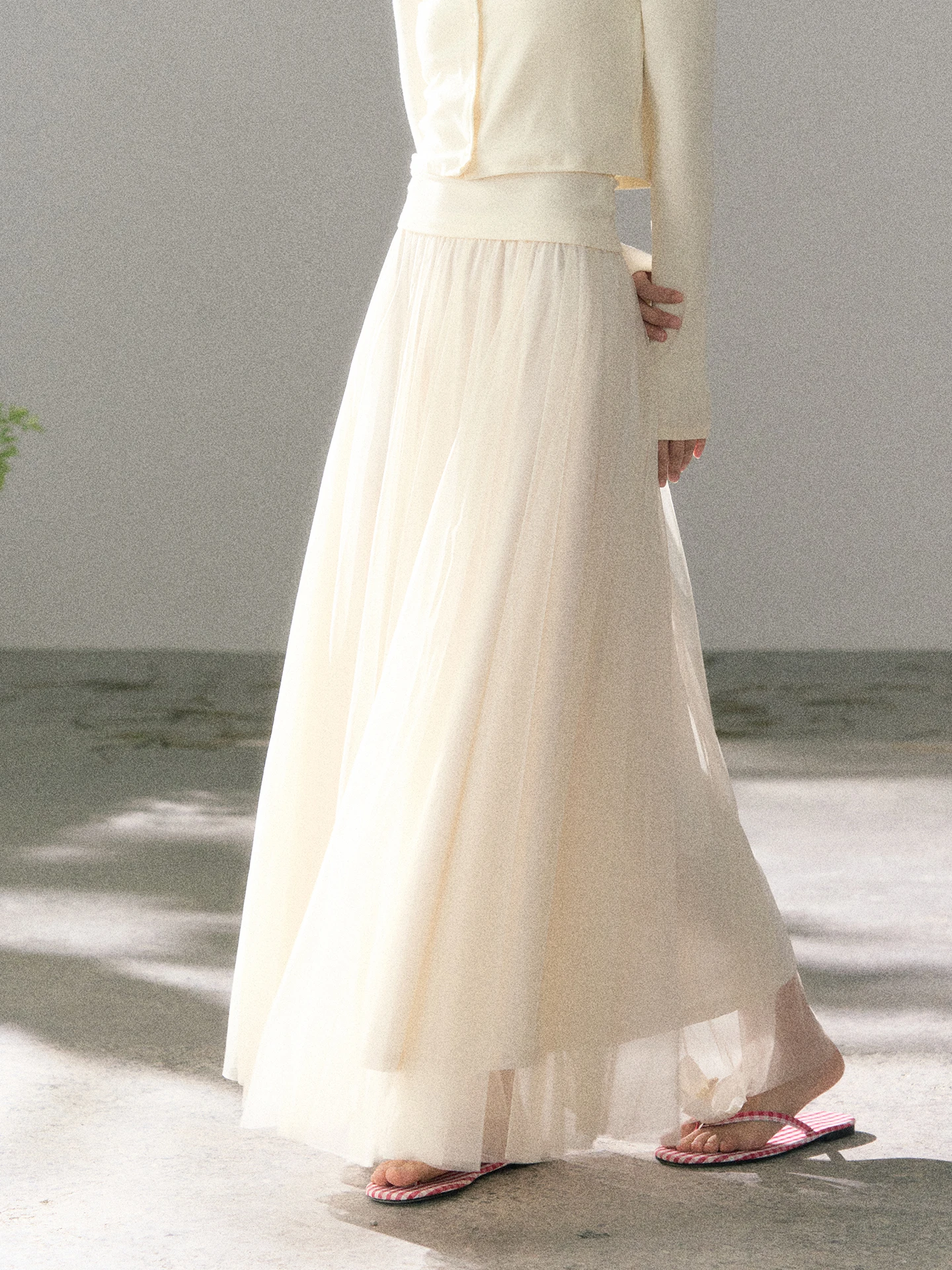 

LAFREEDOM Spring Summer High Waist Long Multi-Layered Thin Veil Half Skirt Women Fairy Skirt Long Skirt Elegant Slimming