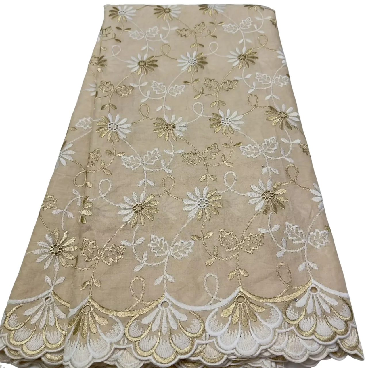 

Вышивка из молочного волокна, нигерийская хлопковая кружевная ткань с камнями, вышитая цветочным швейцарским кружевом из вуали для свадебного вечернего платья