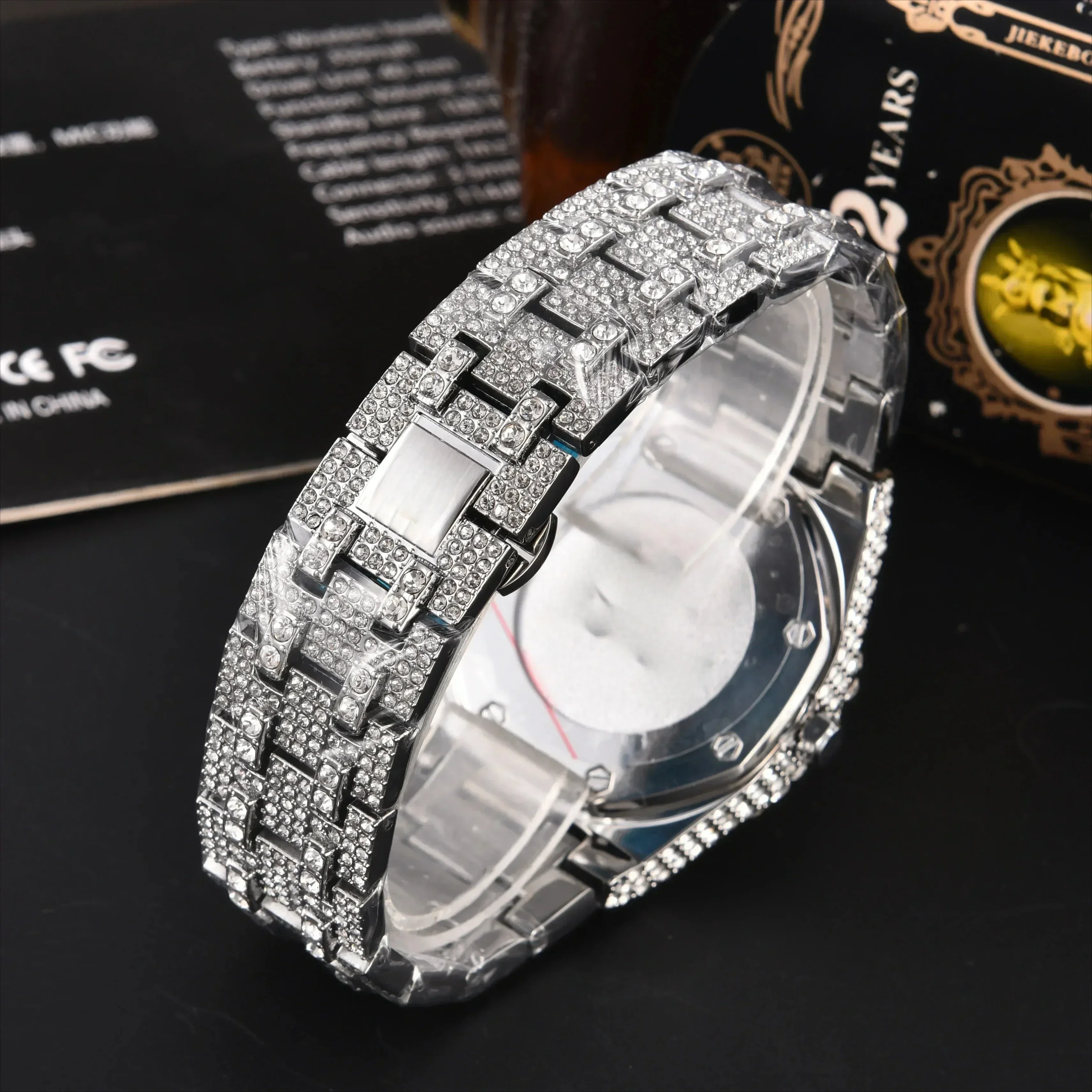 2025 New Full Diamond Timing Precise Famous Luxury Designer Male and Female Universal Watch Fashion Watch