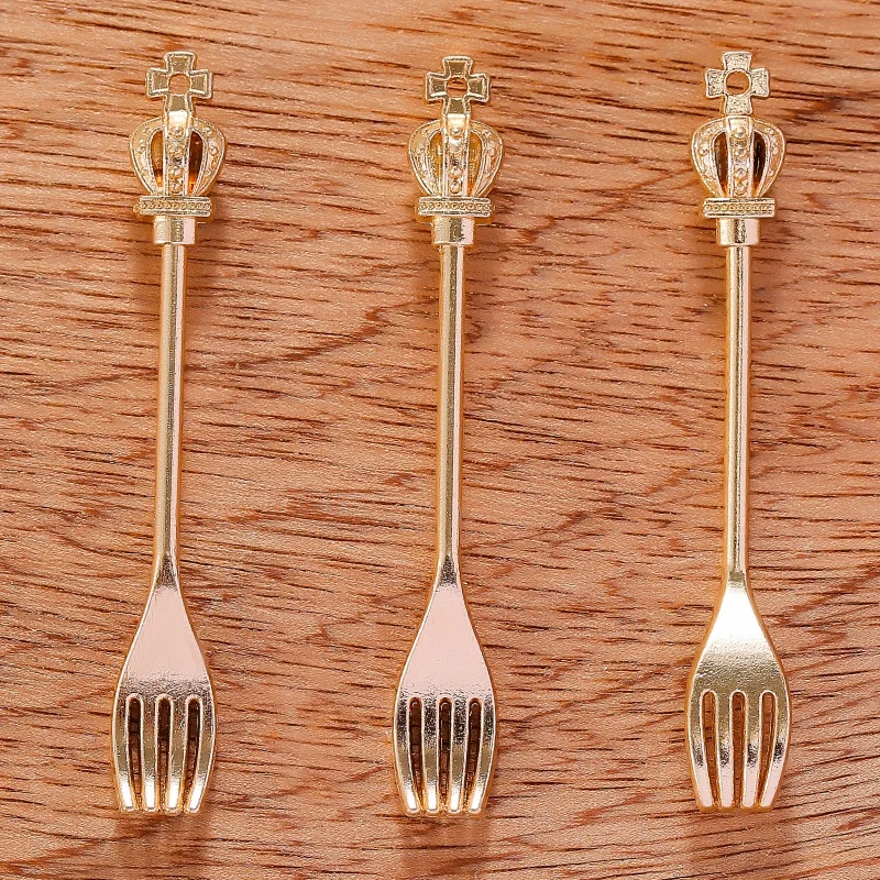 Talheres Colher Garfo e Faca de Jantar Encantos, Descobertas Jóias DIY, Pingentes para Colar, Fazer Jóias, 5 Cores, 60x7mm, J491, 5Pcs