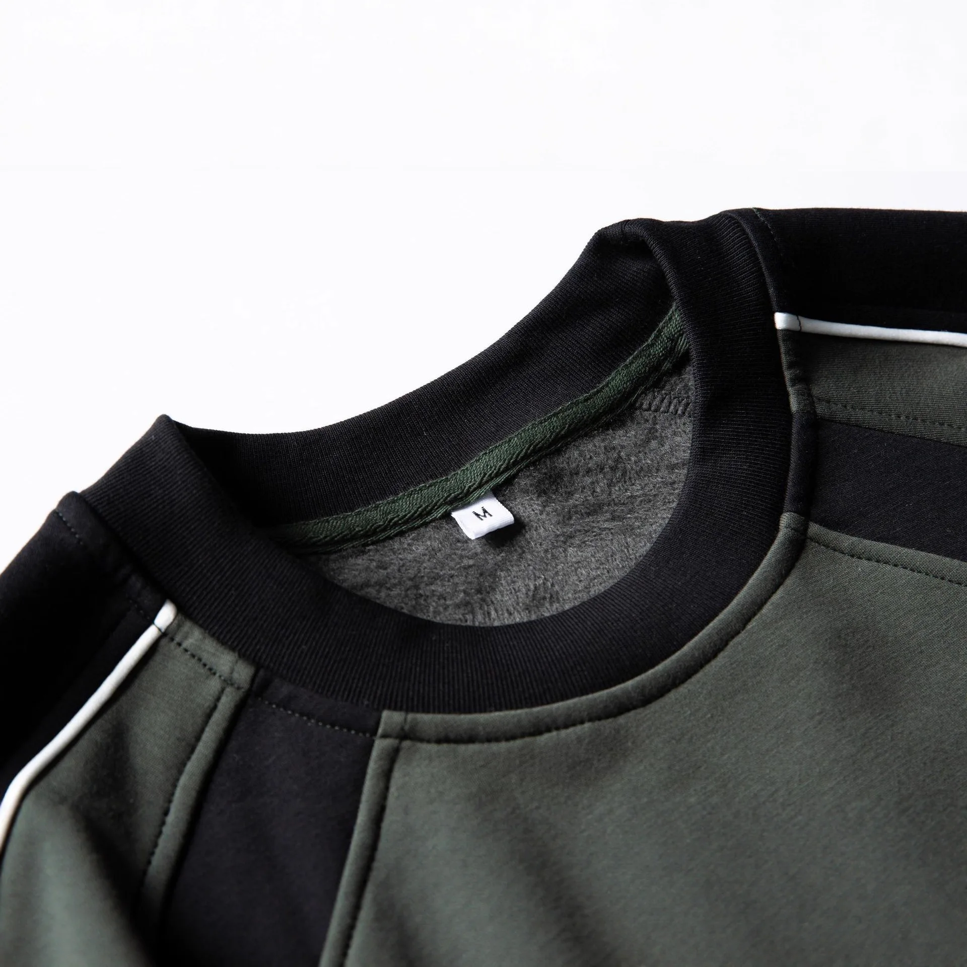 Streetwear Original Design Crew Neck Patchwork Fleece-Lined Thickened Workwear Loose Fit Embroidered Long-Sleeved Sweatshirt