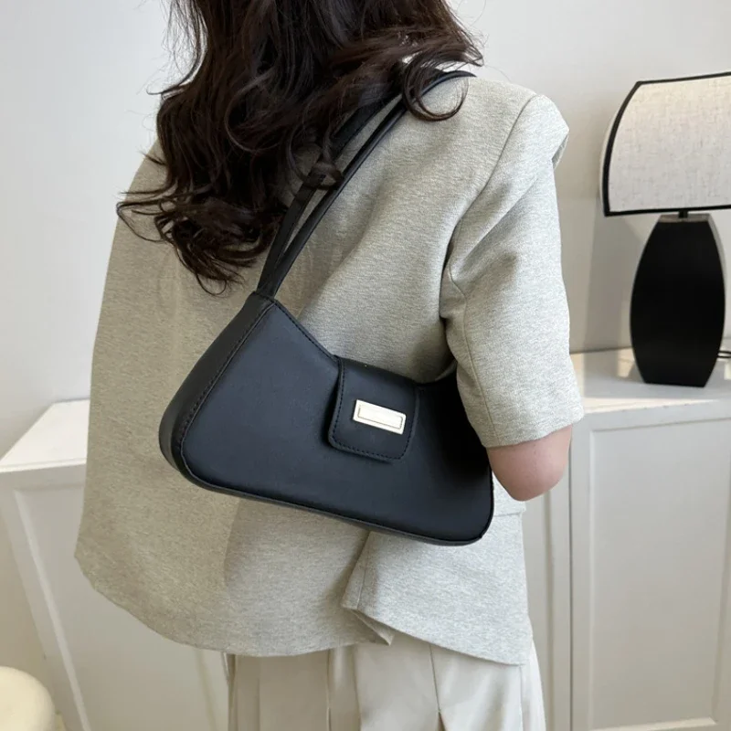 

Minimalist Shoulder Bag for Women Simple Solid Color Underarm Bag Women's Buckle Handbag and Purse Fashion Small Top-handle Bags