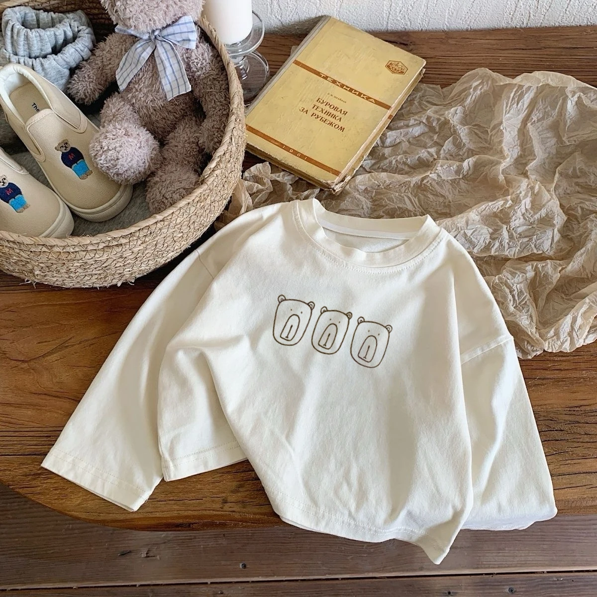 لطيف طويلة الأكمام 0-6 سنوات من العمر الأطفال أوائل الخريف الملابس رقيقة القطن الخالص تي شيرت للبنين والبنات النسخة الكورية تيز