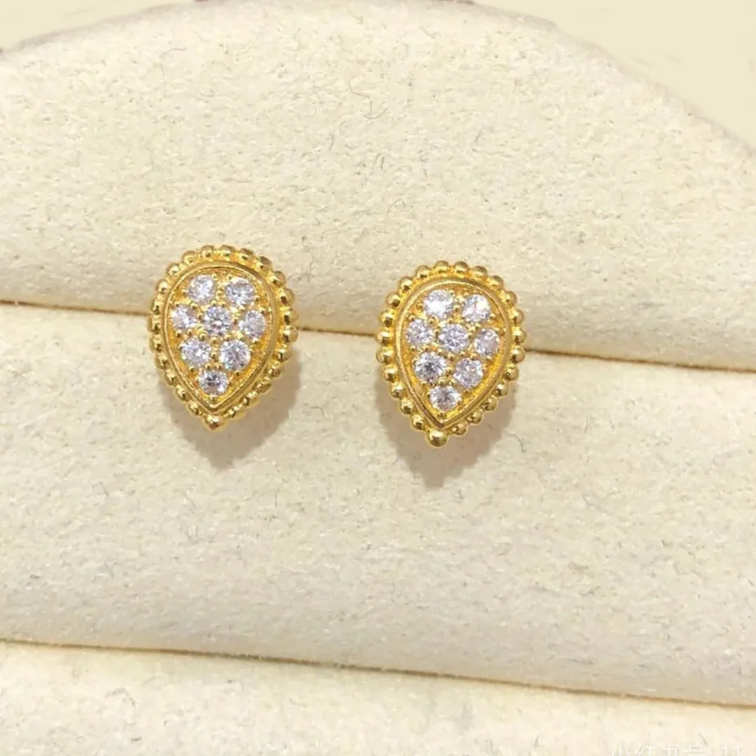 

Fashion Banquet High-end Jewelry Series 925 Sterling Silver Women's Water Drop Zircon Earrings, French Romantic Holiday Gifts