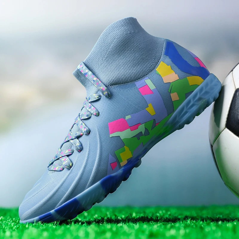 

New Football Shoes For Men Women Top Quality Soccer Shoes Unisex Anti Slip Long Spike Soccer Football Boots Couples