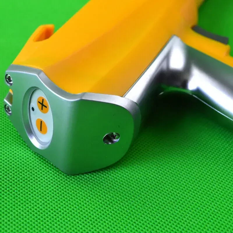 sMaster Gm 02 Electrostatic Spraying Gun and 2 Pcs Nozzle