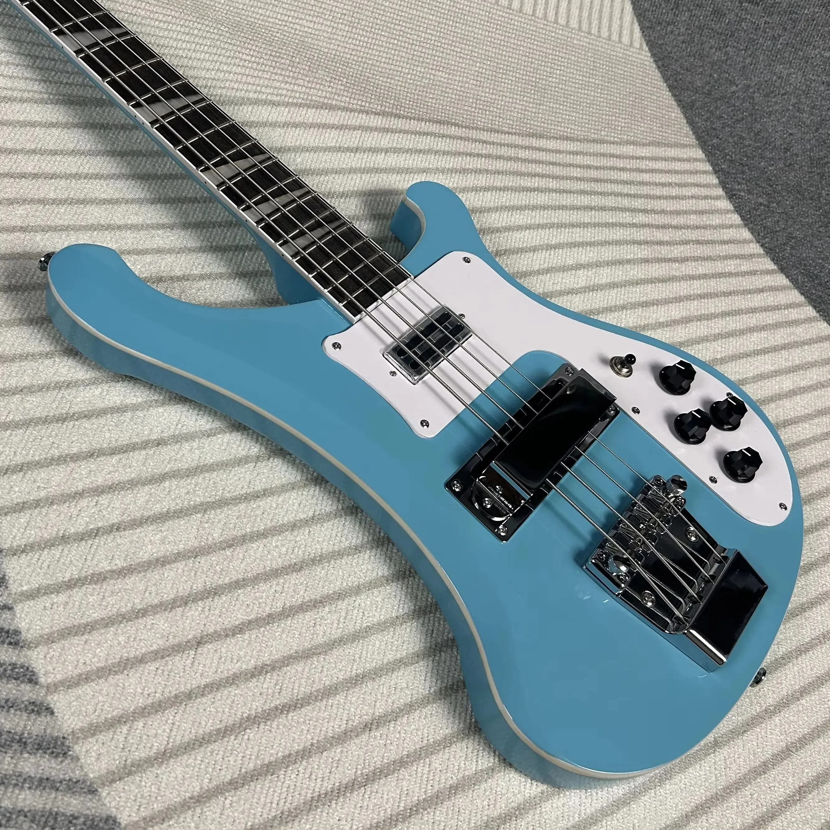 Hot Sale Bass Guitars 4003 Version 844 mm Scale Length Sky Blue Color Rosewood Fretboard 2026