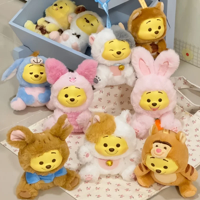 Disney Winnie The Pooh Pesta Nakal Vinil Kotak Buta Mewah Liontin Tas Beruang Pooh Kotak Misteri Hadiah Model Mainan Kejutan Boneka Lucu