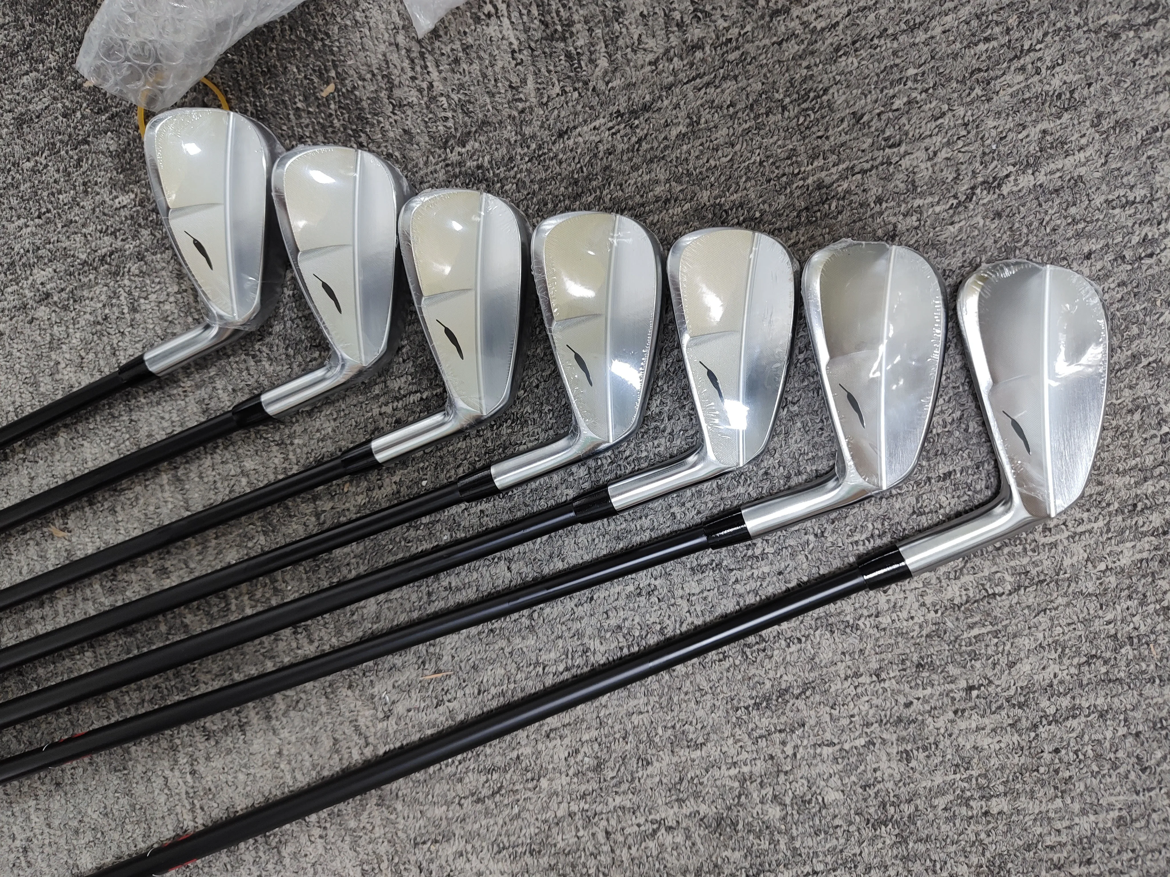 FOURTEEN Iron Set RM-B Golf irons set Fourteen RMB Golf Club #4-#P (7pcs )  Irons set 4-9P Graphite Or Steel Shaf