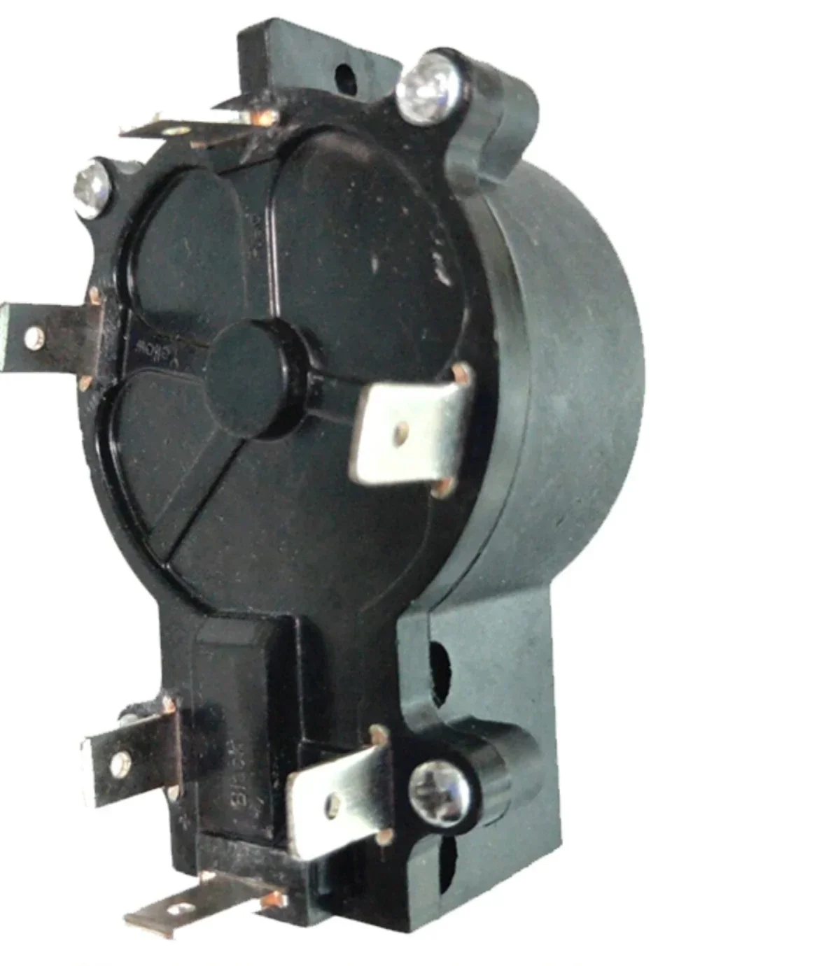 

Various models and specifications of speed control switches for electric thrusters and outboard engines