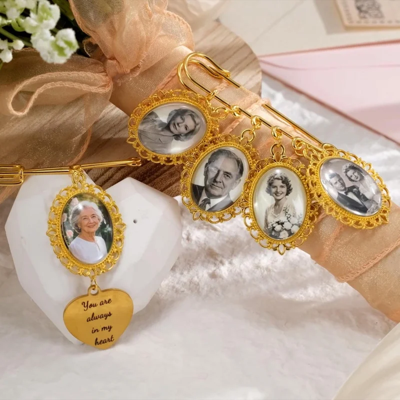 1-4 customised photo wedding ornaments, keepsake bride bouquet pendants, groom commemorative pins, wedding souvenirs
