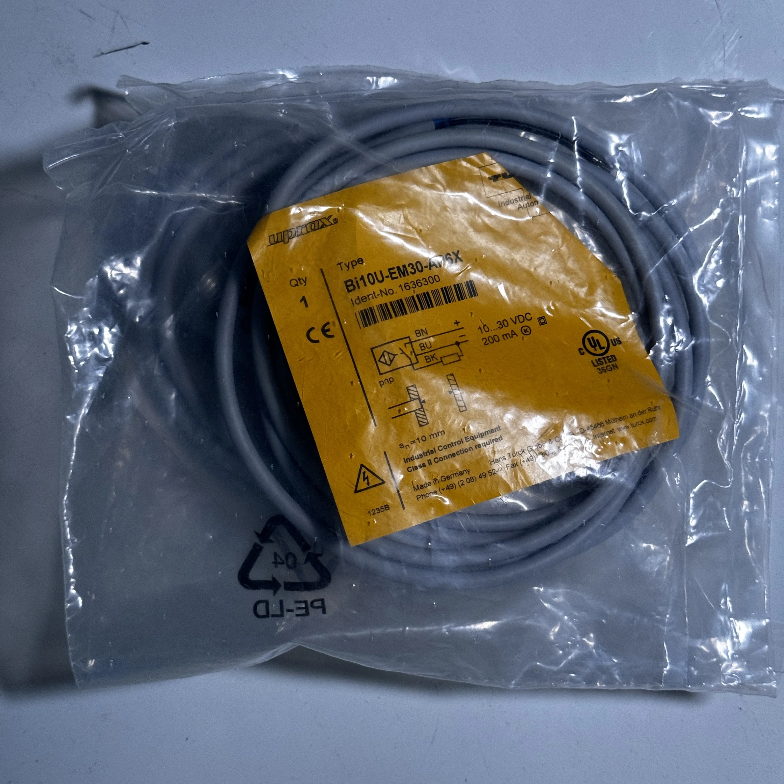 1PC TURCK BI10U-EM30-AP6X PROXIMITY SENSOR SWITCH NEW 1636300