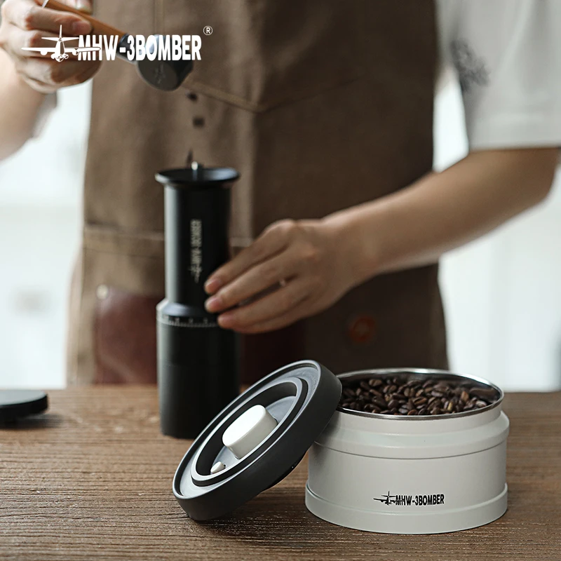 MHW-3BOMBER 750ml Airtight Coffee Canister Stainless Steel Coffee Bean Container Vacuum Sealed Tea Storage Jar Kitchen Tools