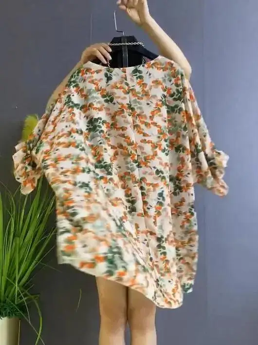 Fashionable and Western Style Floral Shirt 2024 Summer New Plus Size Women\'s Clothing Comfortable and Slimming Shirt T-shirt