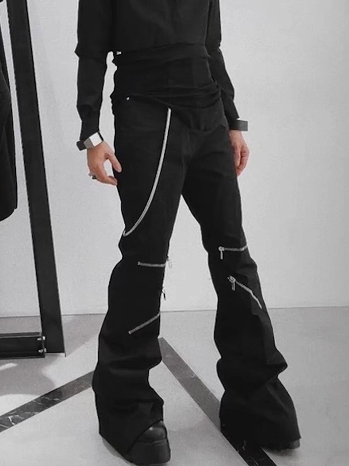 

Джинсы MIJKO с покрытием на молнии до колена, расклешенные в микро-кльош ZJ123