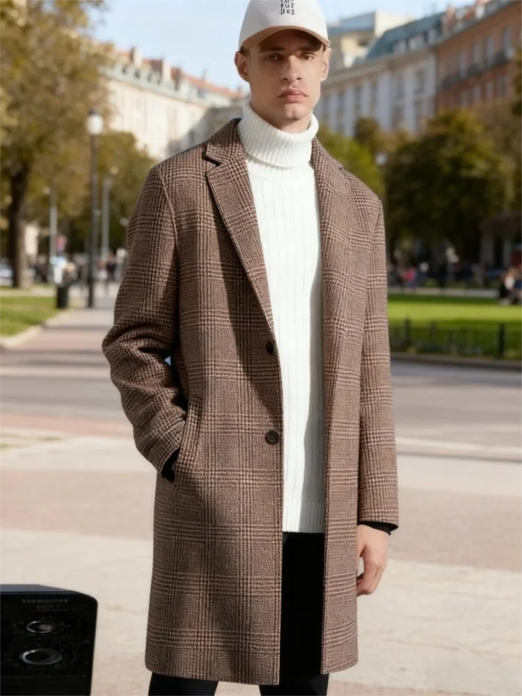 

Men's British-Inspired Wool Overcoat - Mid-Length Checkered Design with Quilted Lining for Winter (Classic Trench Style)