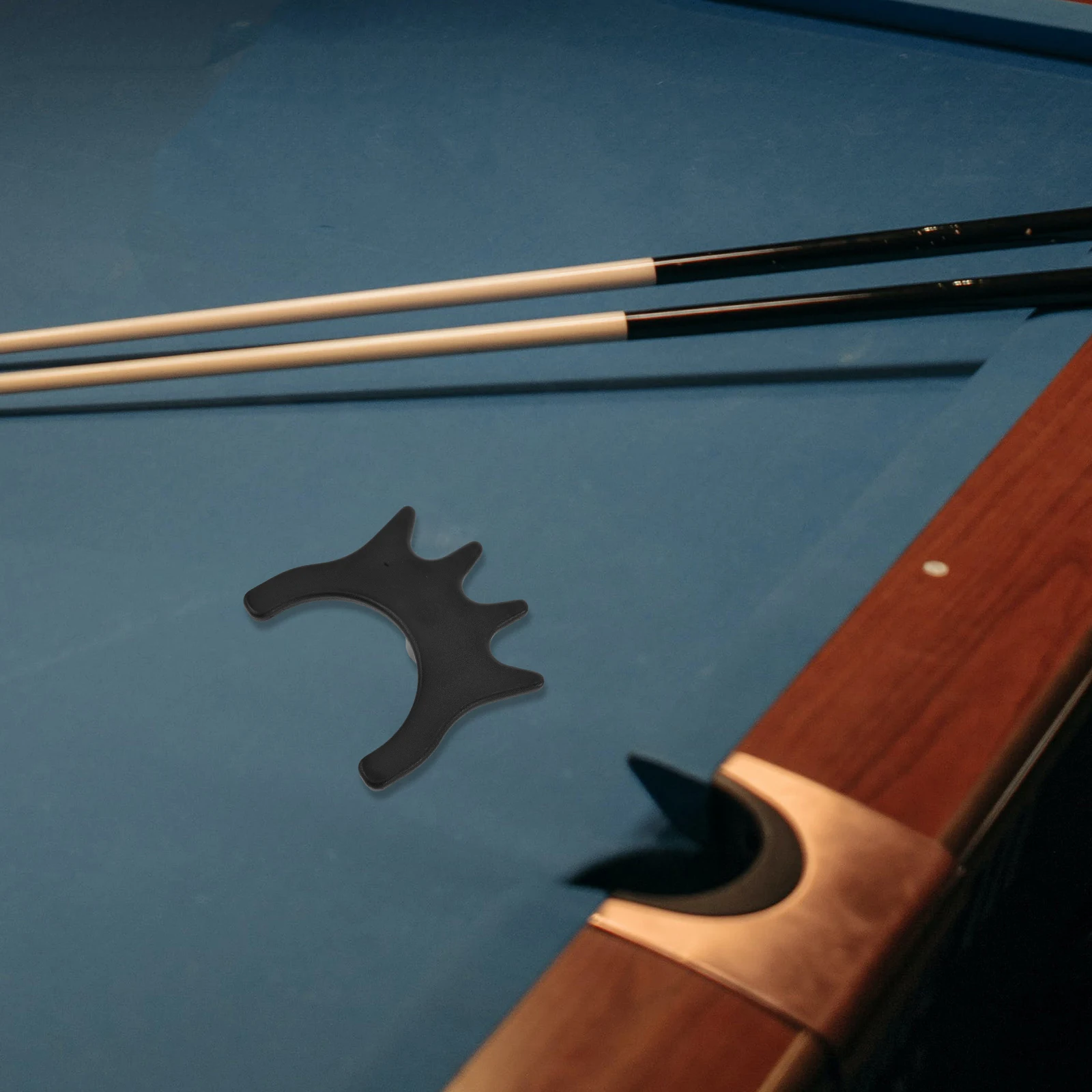 

2pcs Billiard Bridge Head Pool Cue Holder Plastic Cue Stand Lightweight Durable Portable Multi Position Precision Control For