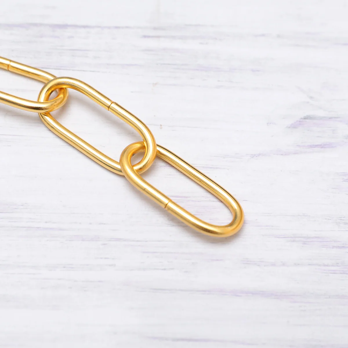 

1m 4mm Thick Iron Chain Durable Hanging Link for Lighting Accessories Load Securement and More Link Chain