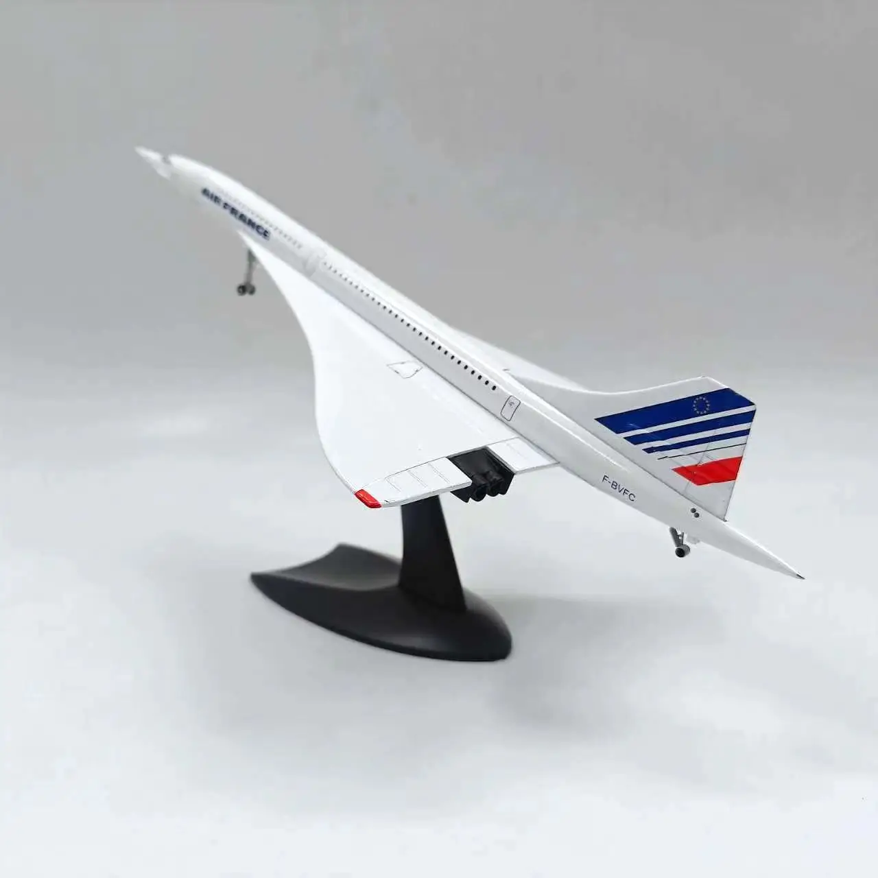 1:200 Scale Air France Concorde Supersonic Airplane Model Alloy Diecast Aircraft For Aviation Souvenir Gift With Display Base