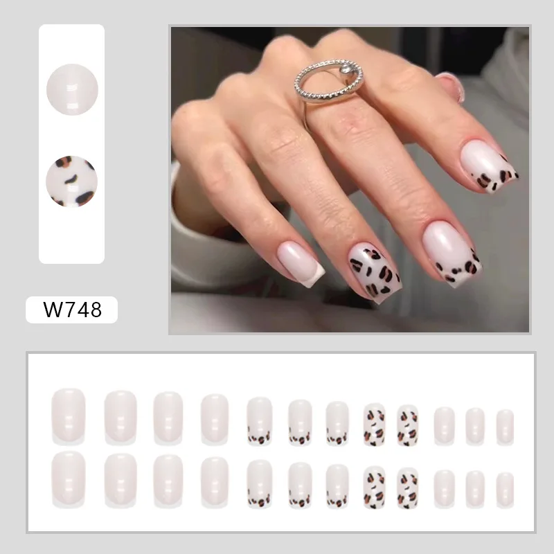 Leopard Prints Square Fake Nails Waterproof & Scratch-Resistant Fake Nails for Social Occasions Nail Salons