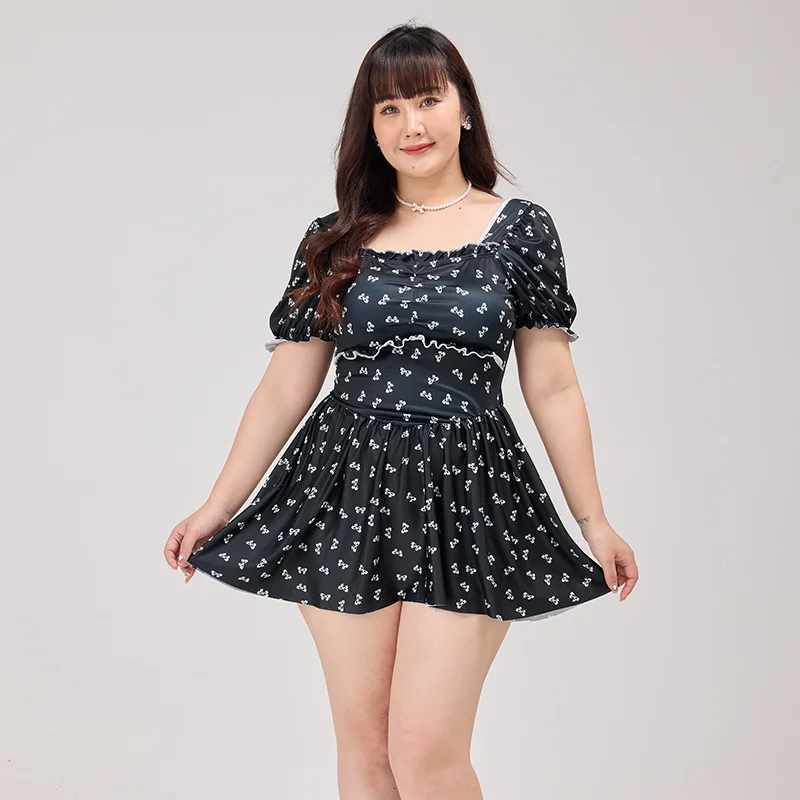 Luxury Two-piece Swimsuit for Women, Conservative and Slimming, Chubby Girl, Floral Split Swimsuit for Women
