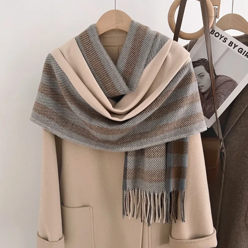 

Корейская версия, имитация кашемира, клетчатая шаль, женские шикарные классические теплые полосатые шарфы с бахромой, женские осенне-зимние термоглушители