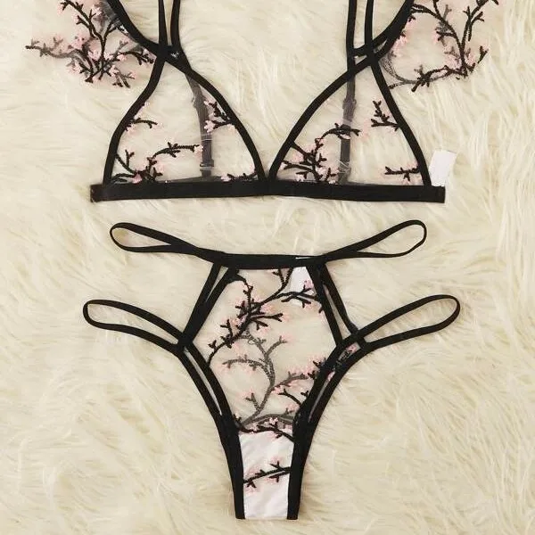 Underwear Transparent Perspective Two Piece Flower Underwear Set Women's Flower Embroidered Bohemian Bra Pantyhose Underwear Set