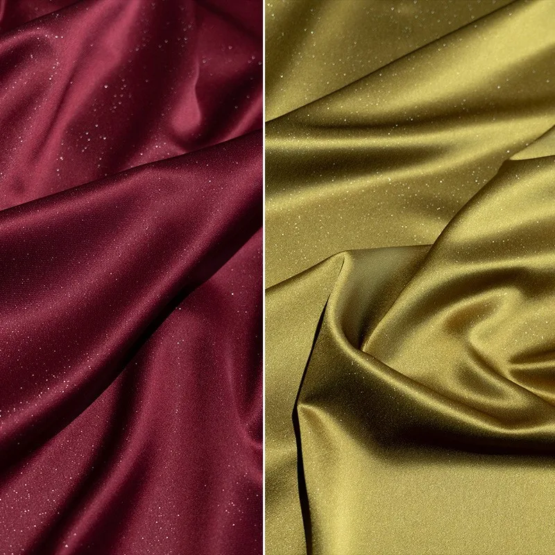 

Ткань из триацетатной кислоты высокой плотности, приятная для кожи, для пошива рубашек и дизайна одежды с вырезом халтер.