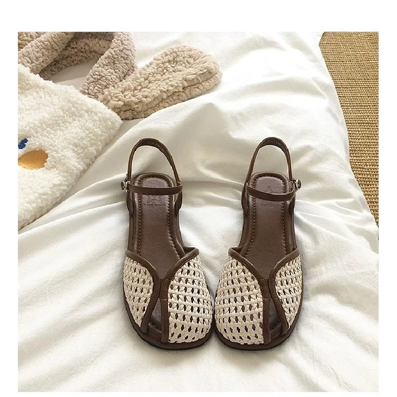 Women's Woven Closed Toe Flat Sandals 2026 Summer New Retro Slingback Buckle Casual Breathable Low Heel Shoes
