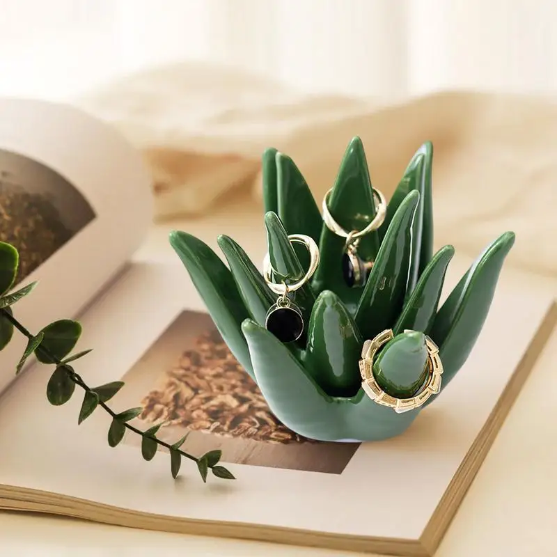 Aloe Plant Ring Holder Ceramic Aloe Jewelry Display Stand Plant Shape Jewelry Bracelet Earrings Necklace Organizer Decorative